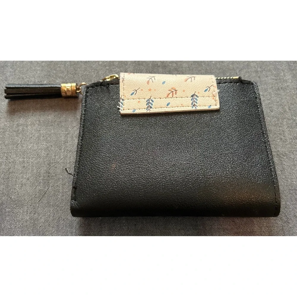 Womens Black Faux Leather Bifold Wallet Floral Snap Tassel Zipper Gold Leaf